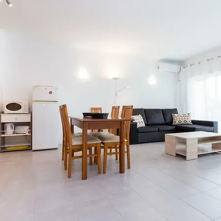 Tres Castles 3 Daire *